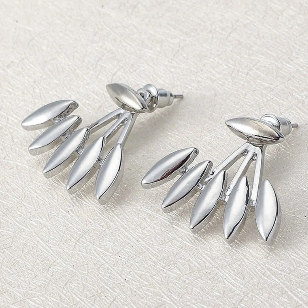 Silver Oblong Studs w/Matching Earring Jackets - Picture 2 of 7